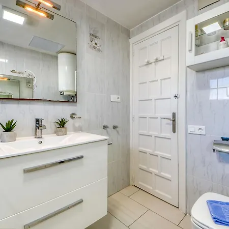 Center-21 By Interhome Apartment