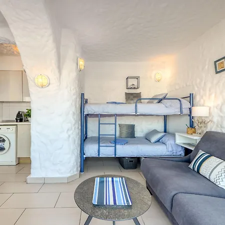 Center-21 By Interhome Apartment