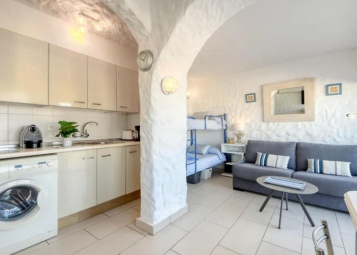 Apartment Center-21 By Interhome *
