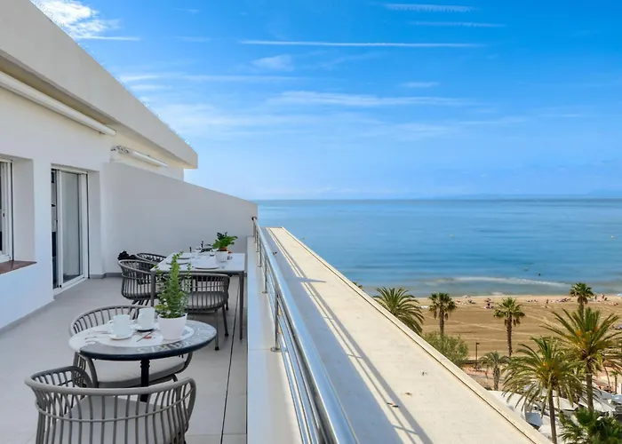 Center-21 By Interhome